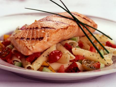 Pasta Salad with Tomatoes and Grilled Salmon