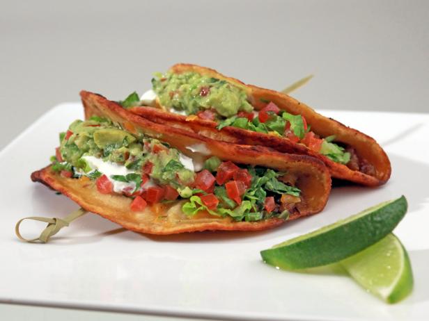 Corn Tortilla Tacos With Ground Turkey Recipe Darrell Das Smith Food Network