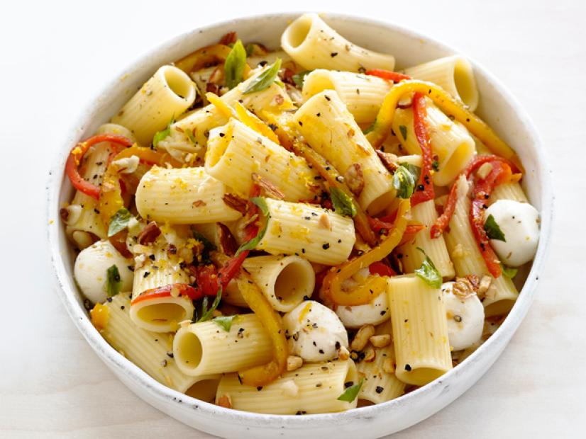 Lemony Pasta Salad with Roasted Peppers and Mozzarella_12.tif