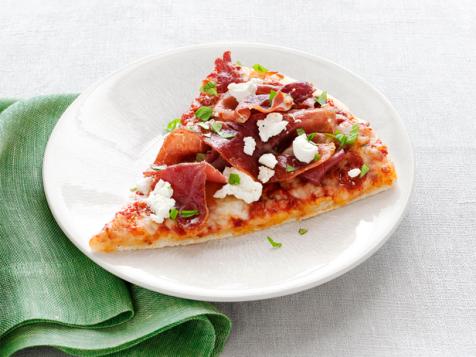 Fresh Goat Cheese and Prosciutto Pizza