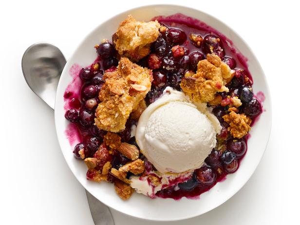 blueberry crumble with a cornmeal topping