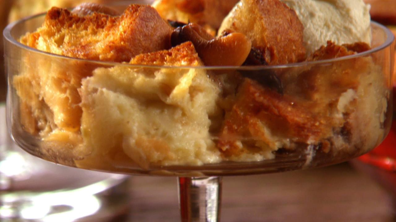 Huggy Buggy Bread Pudding