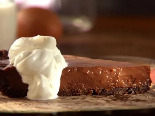 Come 'ere Puddin' Pie - Chocolate-Ginger Pudding Pie Recipe | Aarti Sequeira | Food Network