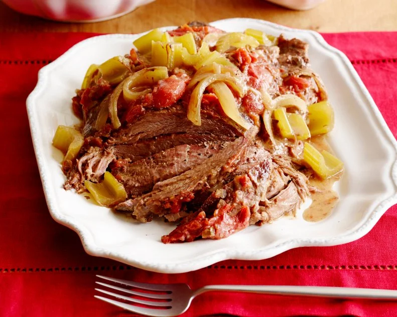 OVERNIGHT POT ROASTSandra LeeFood NetworkOnion, Flank Steak, Montreal Steak Seasoning, McCormick Grill Mates, Lipton Onion Soup Mix,Stewed Italian Tomatoes, Celery, Condensed Cream of Celery Soup