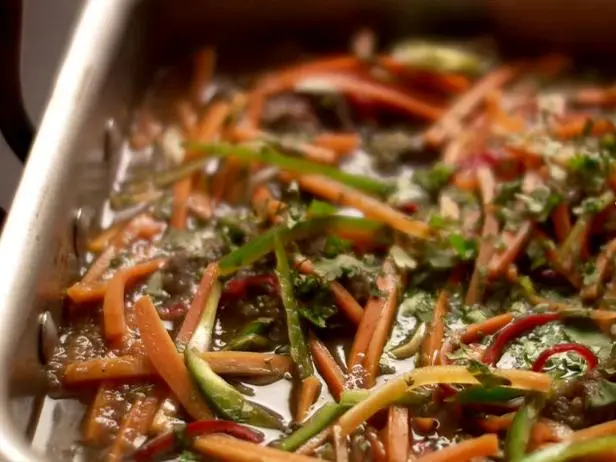 Asian Braised Beef Shank with Hot and Sour Shredded Salad Recipe