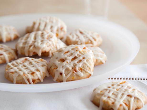 Apricot And Nut Cookies With Amaretto Icing Recipe Giada De Laurentiis Food Network