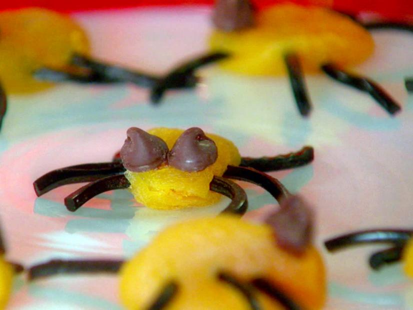 Chocolate Apricot Bugs Recipe Giada De Laurentiis Food Network
