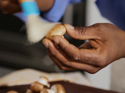 How To Clean Mushrooms: A Step-By-Step Guide