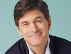 Dr. Oz is making headlines after his September 14th show aired pointing fingers at the FDA for not regulating the amount of arsenic found in apple juice. The FDA, on the other hand, is claiming that Dr. Oz is guilty of irresponsible reporting. Who should we be listening to?