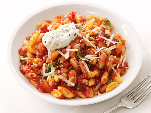 Cavatelli With Tomato Sauce and Ricotta_image