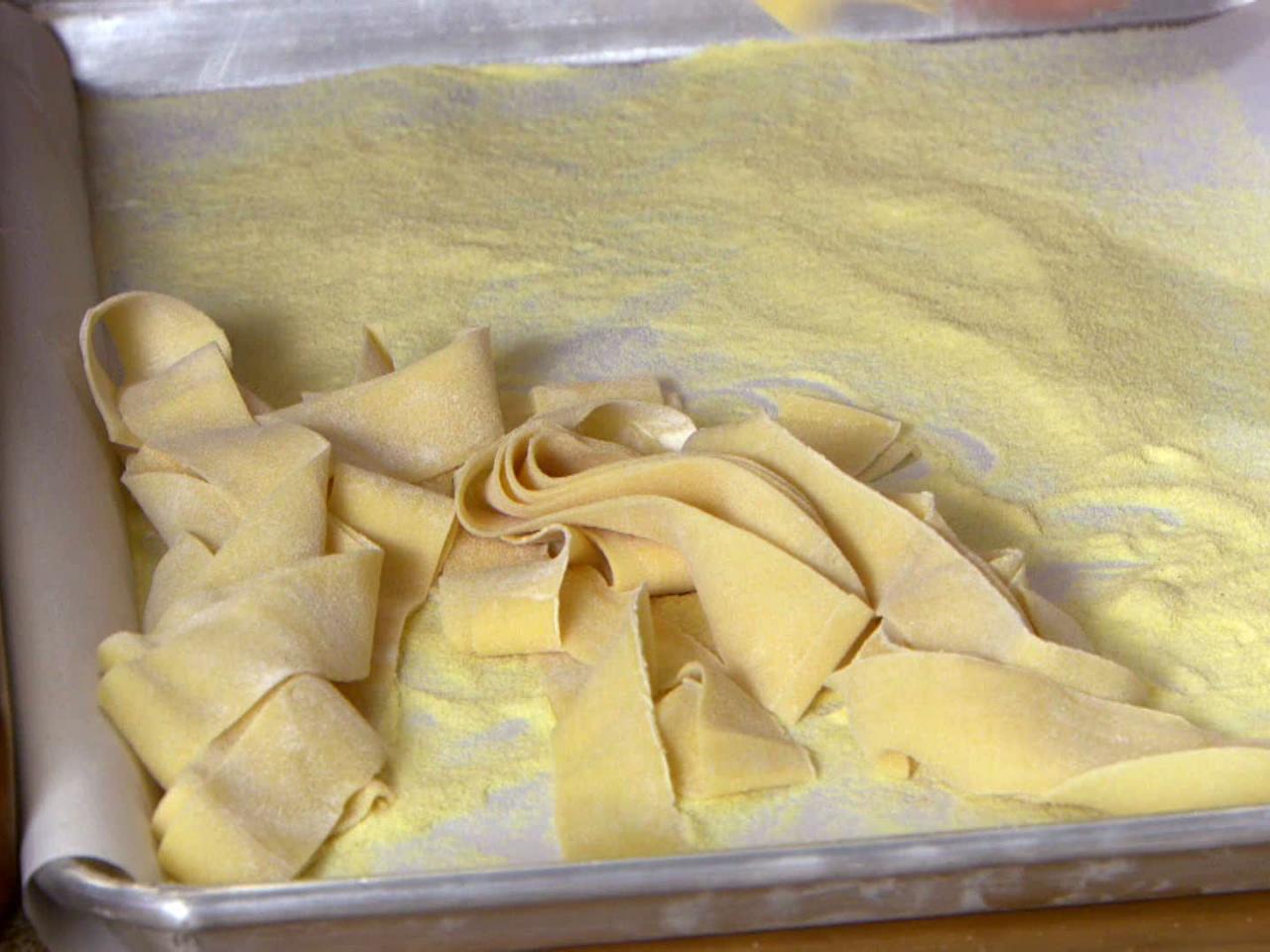 Recipe: Basic pappardelle - Los Angeles Times