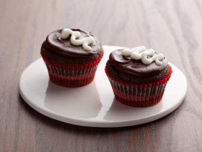 Devil's Food Cupcakes with Chocolate Icing