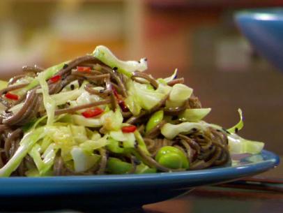 Healthy and Flavor-Filled Soba Salad