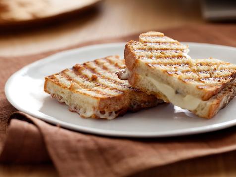 Mini Cheese Sandwiches (Panini With Mozzarella And Olive Tapenade)