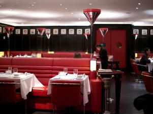 FN_GZ-Restaurant-Dining-Room_s4x3
