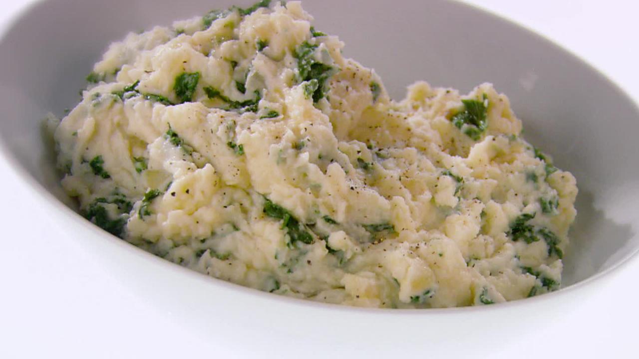 Creamy Mashed Potatoes-n-Kale