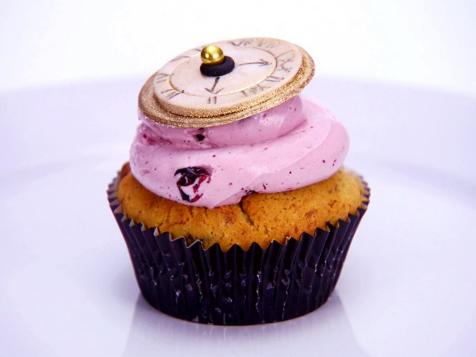 Absinthe, Almond, Black Currant and Cherry Cupcakes with Poppy Seeds
