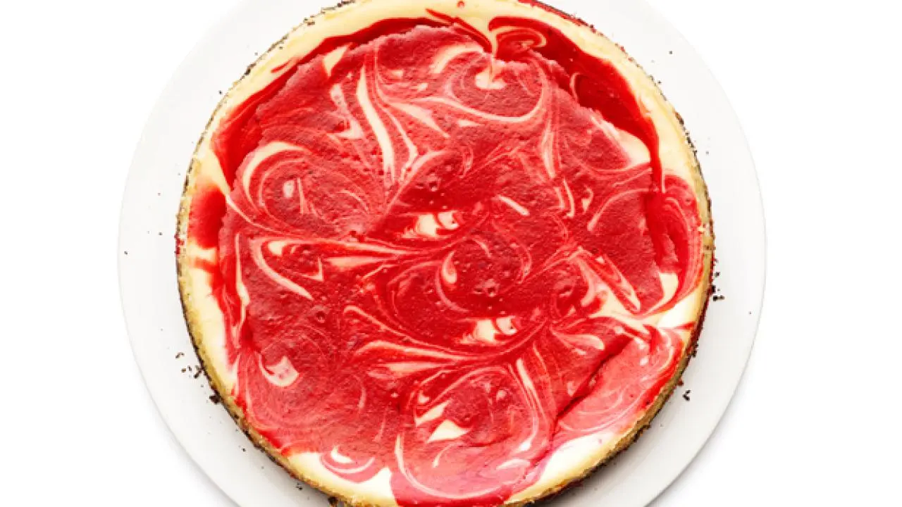 Red Velvet Cheesecake