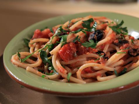 Roasted Tomato and Roasted Garlic Puttanesca