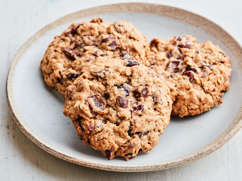 Giada De Laurentiis’ Oatmeal, Cranberry and Chocolate Chunk Cookies.