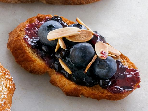 blueberry almond bruschetta