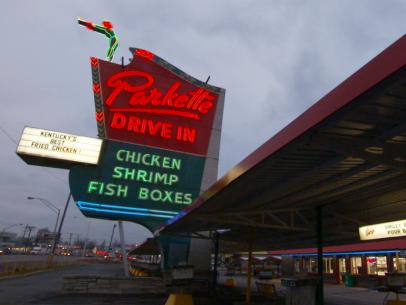 Photo from the restaurant listing for Parkette Drive In