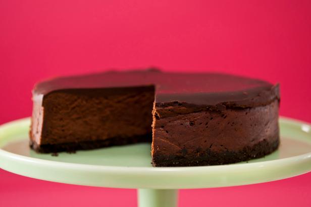 Deepest Darkest Chocolate Cheesecake_image