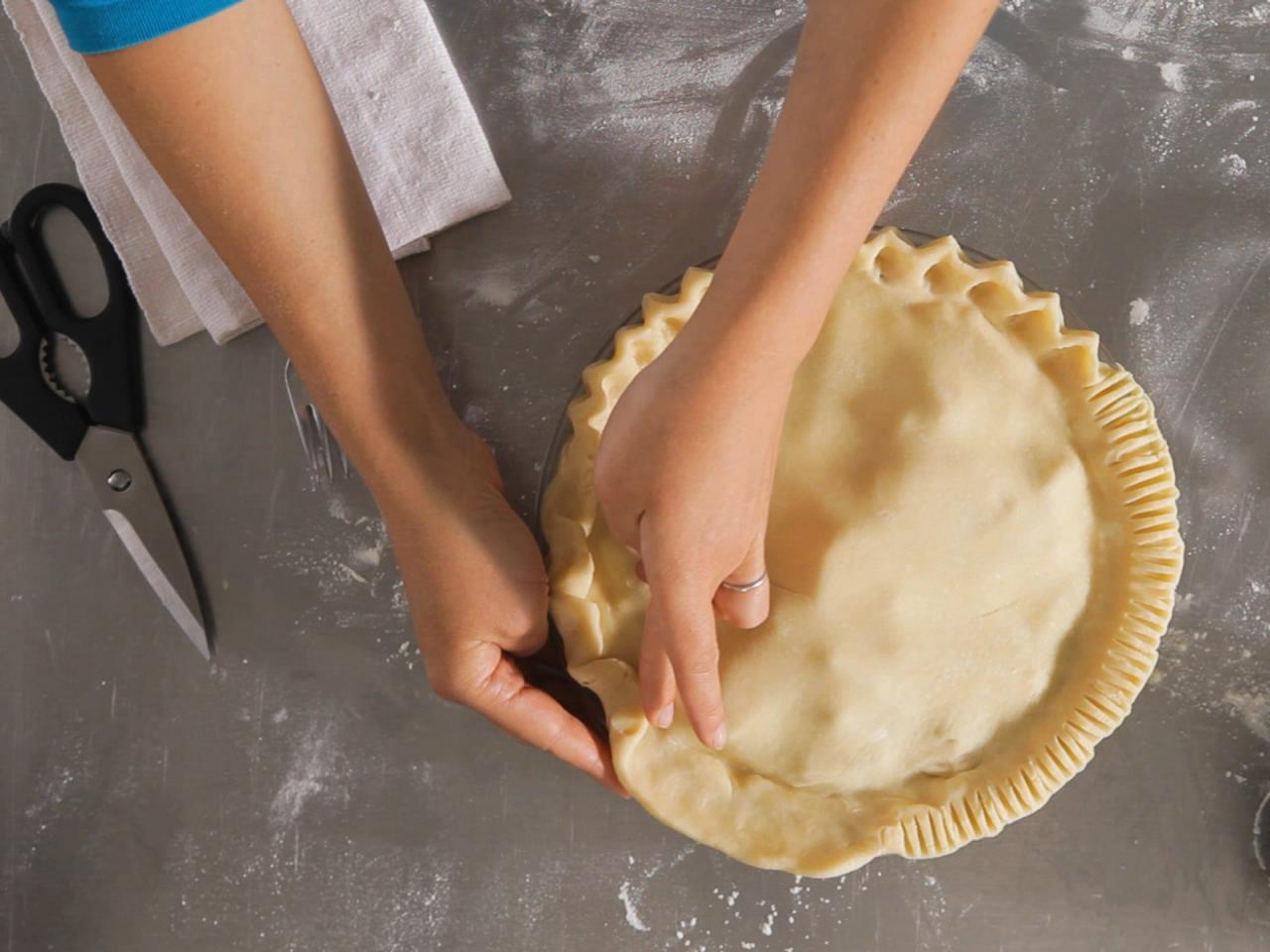 10 Ways To Crimp Pie Crust | Easy Baking Tips And Recipes: Cookies ...