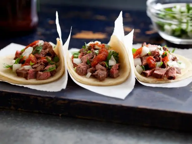 Beef Tacos: Tacos de Carne Asada