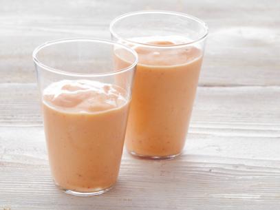 Bobby Flay's Coconut Water Smoothie with Mango, Banana, and Strawberries