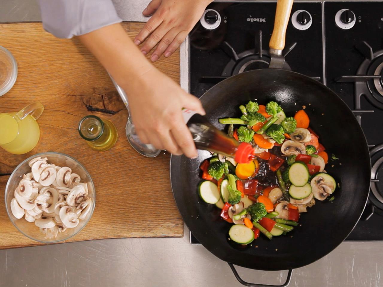 Stir-frying in a Cast-Iron Pan: Good or Bad Idea?