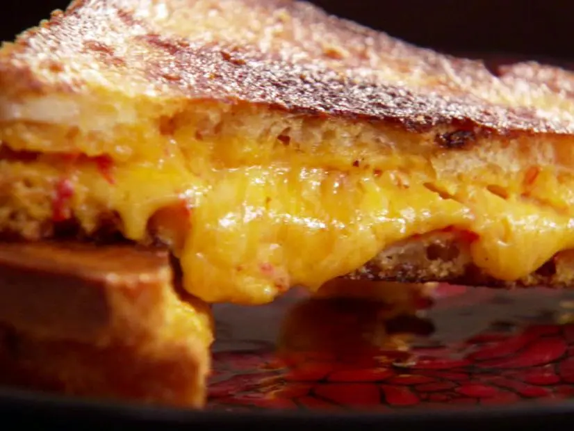 Grilled Pimento Cheese Sandwich Recipe | Claire Robinson | Food Network