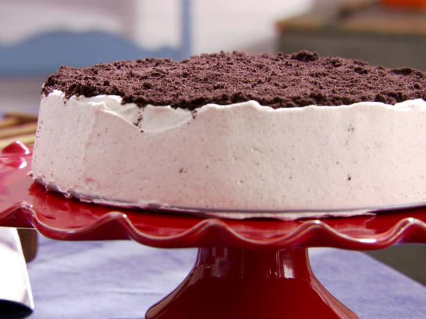 Cinnamon and Cream Cheese Icebox Cake