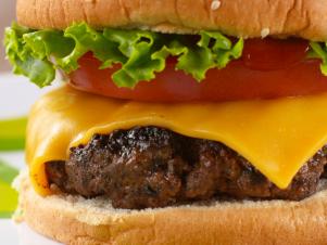 Grilled Hamburger With Cheese,lettuce And Tomato