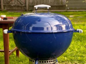 Kettle Shaped Grill Is Popular Way To Barbecue