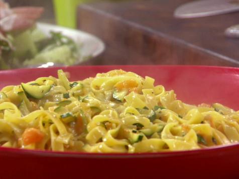 Golden Ribbons Pasta with Zucchini and Tomato