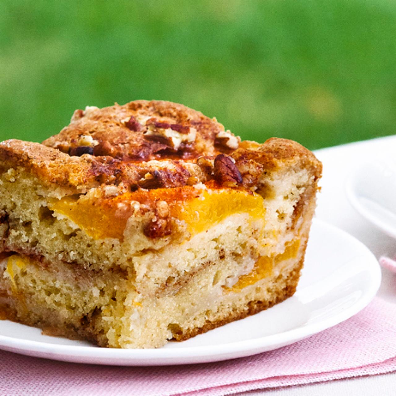Easy and Moist Peach Cake | Peach cake recipes, Dessert cake recipes,  Homemade cake recipes