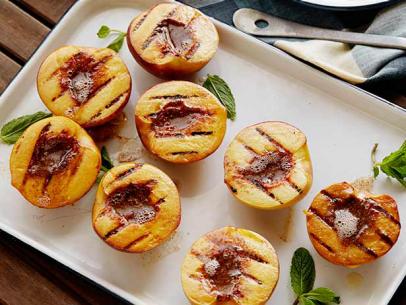 Grilled Peaches with Cinnamon Sugar Butter