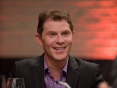 FNS7 Episode 1 Bobby Flay of Selection Committee talking with Guest Judges for Star Challenge meal at STK.