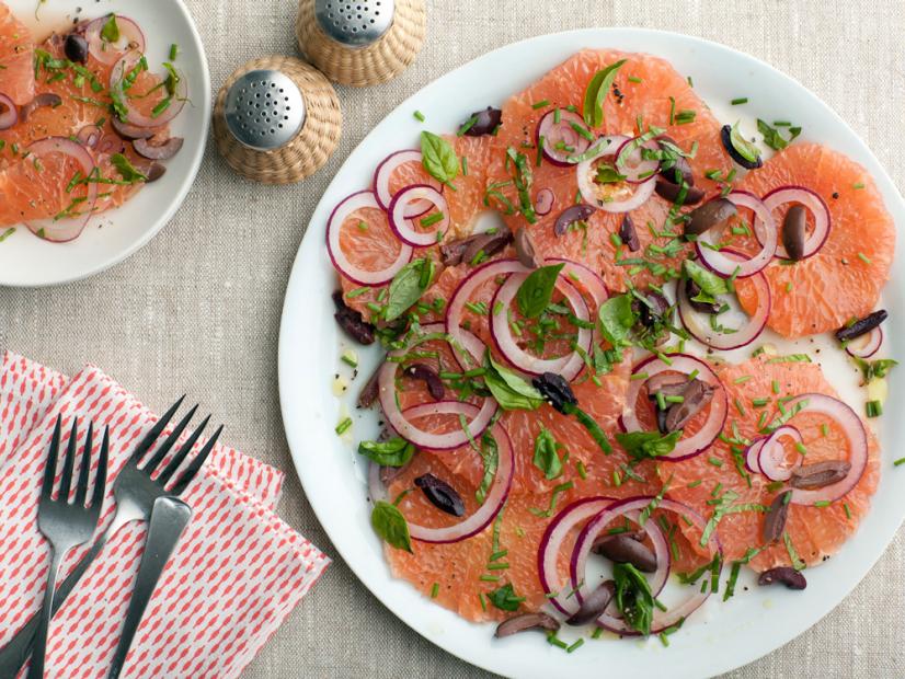 Grapefruit Onion And Basil Salad Recipe Giada De Laurentiis