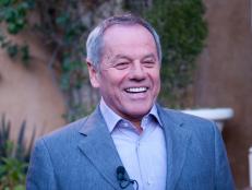 FNS7 Episode 7 Guest Judge Wolfgang Puck giving web interview at Star Challenge.