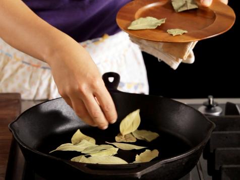 How to Grind and Toast Spices and Herbs: A Step-by-Step Guide : Recipes and  Cooking : Food Network