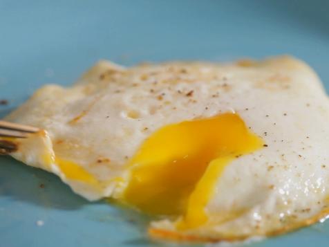 How To Fry An Egg Food Network Food Network