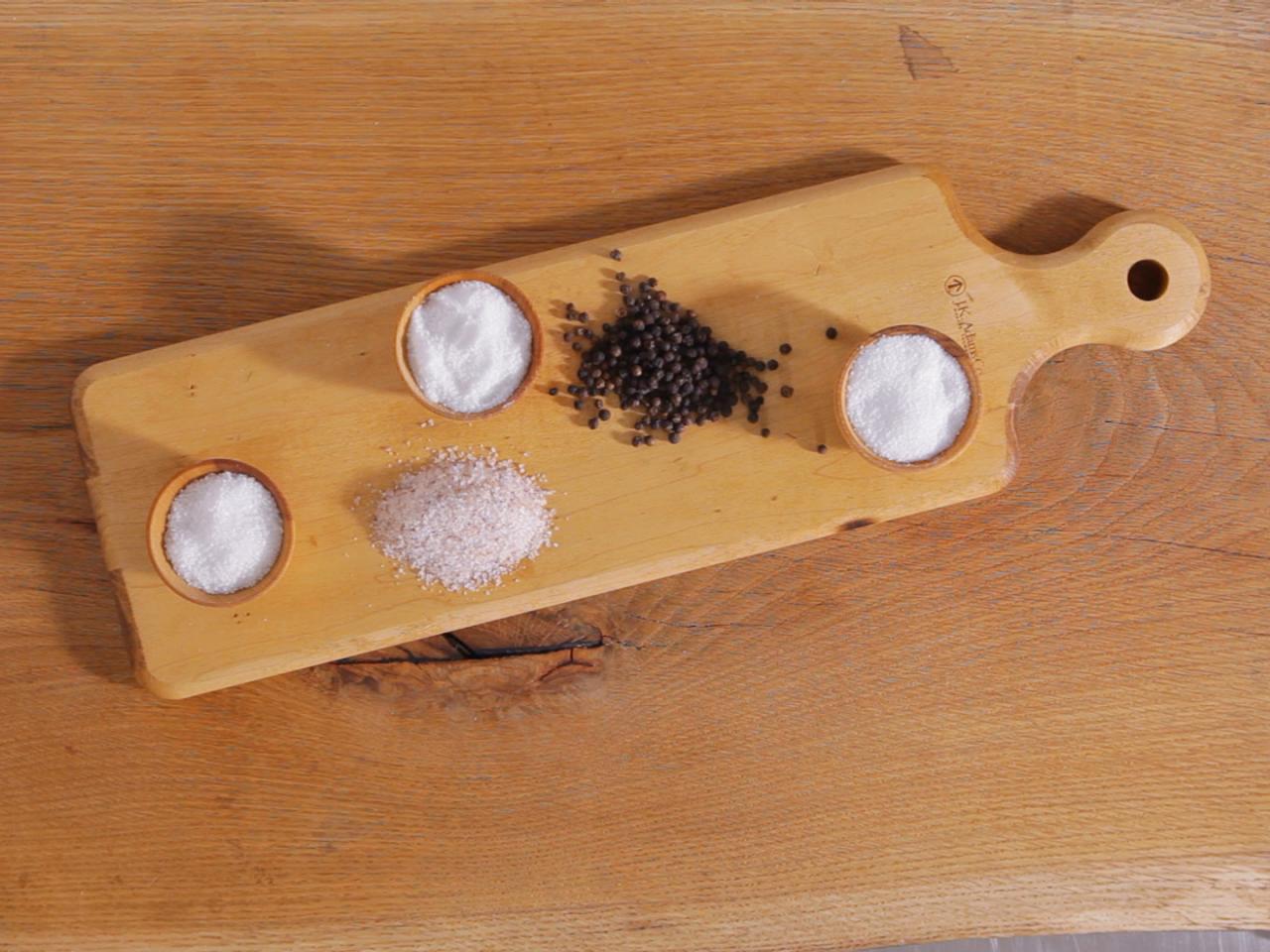 Seasoning Mistakes: How to Use Salt and Pepper Properly