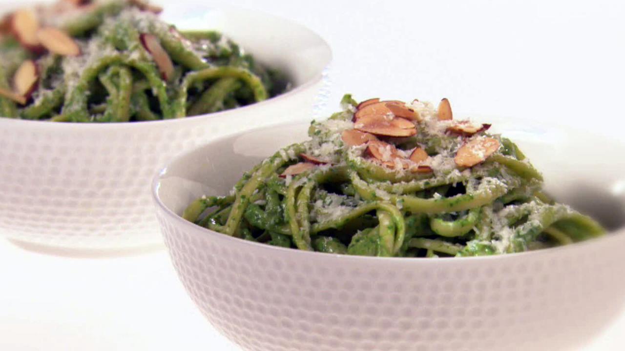 Linguine with Avocado and Arugula Pesto