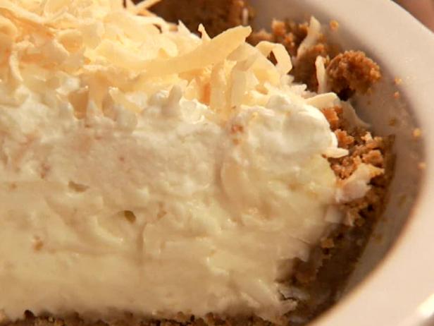 Coconut Cream Pie Recipe | The Neelys | Food Network