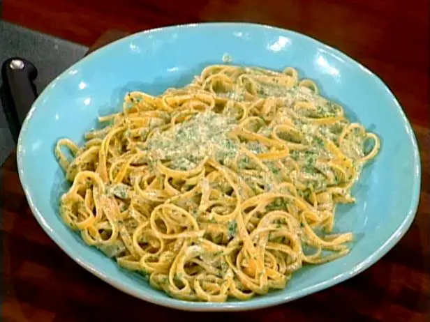 Fettuccine Alfredo