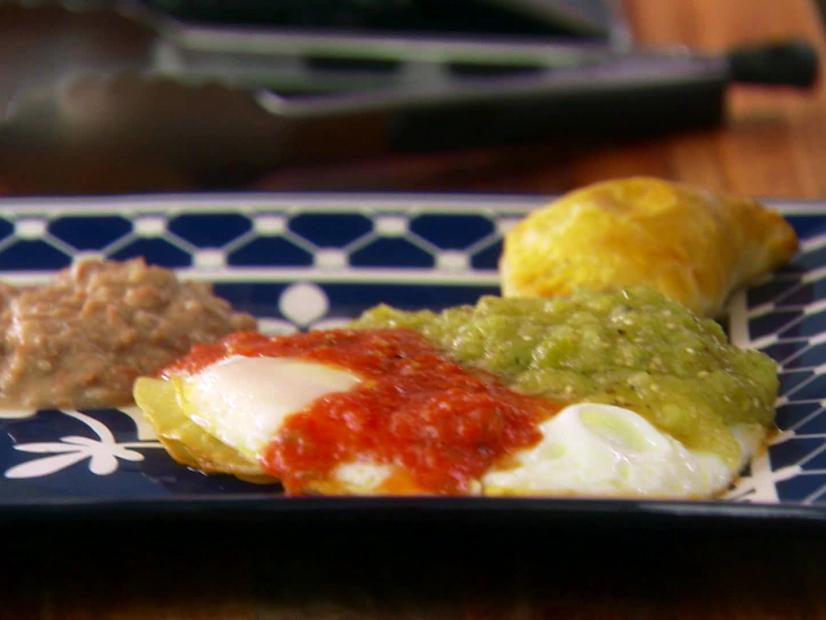 Huevos Rancheros Divorced Style Huevos Rancheros Divorciados Recipe Marcela Valladolid Food Network