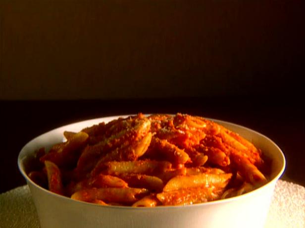 Penne with Vodka Sauce image