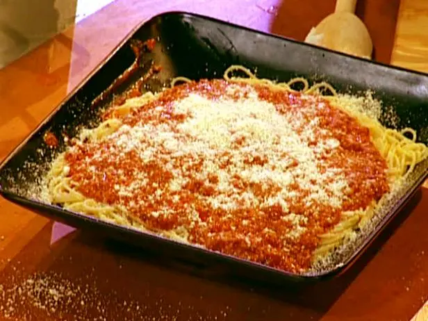 Spaghetti Bolognese Recipe | Food Network